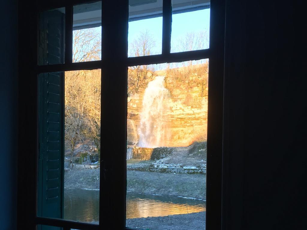 Au Moulin Des Fees - Maison D'Hotes Cascades Du Herisson Bonlieu Buitenkant foto